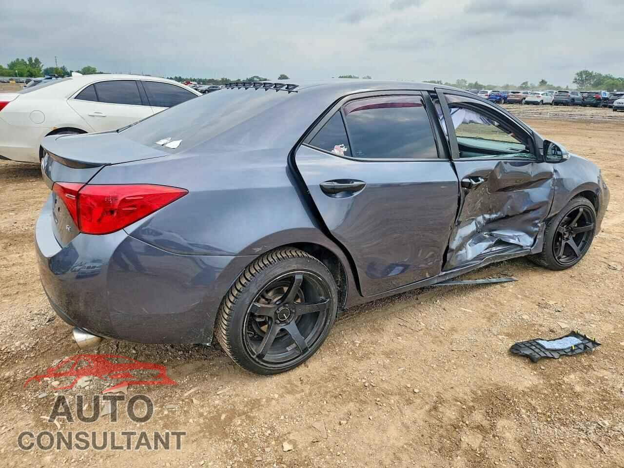 TOYOTA COROLLA 2017 - 5YFBURHE2HP647549