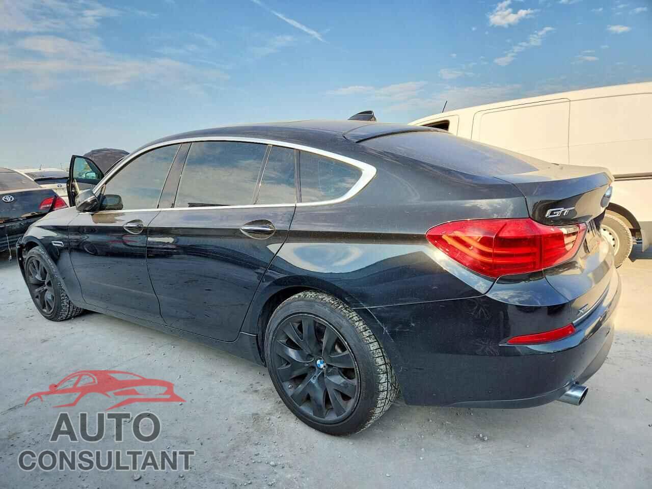 BMW 5 SERIES 2015 - WBA5M4C50FD184122