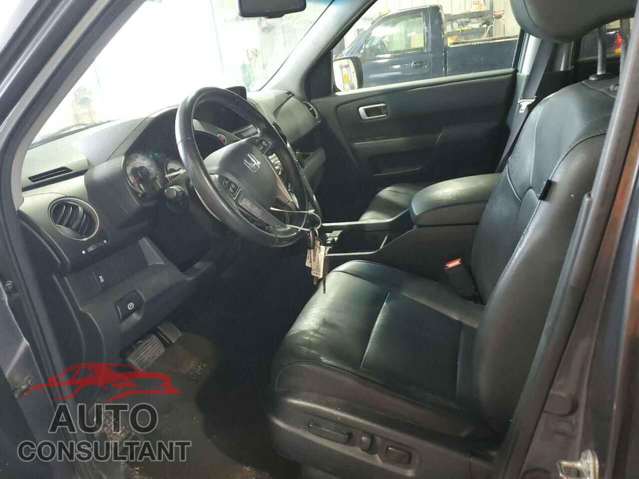 HONDA PILOT 2013 - 5FNYF3H60DB029825