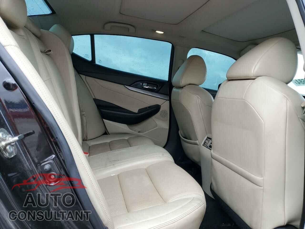 NISSAN MAXIMA 2017 - 1N4AA6AP5HC360543