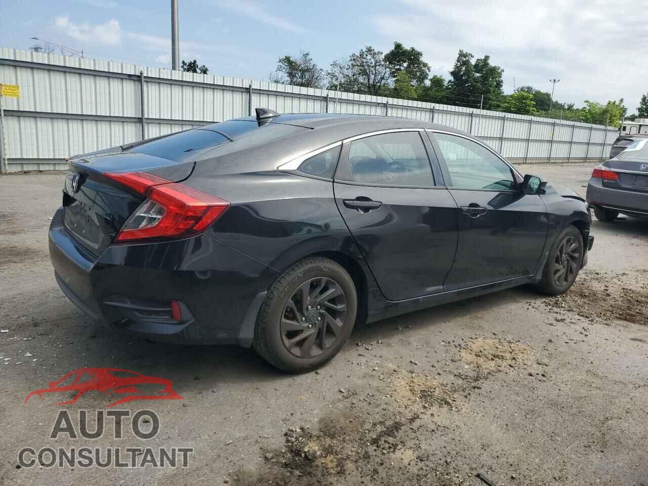 HONDA CIVIC 2017 - 2HGFC2F77HH573858