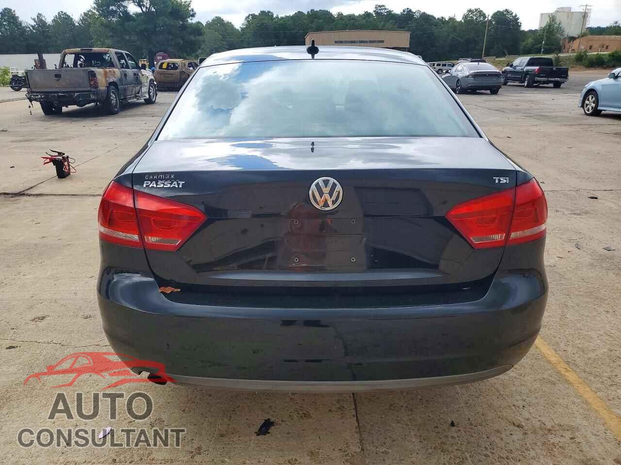 VOLKSWAGEN PASSAT 2014 - 1VWAT7A34EC031302