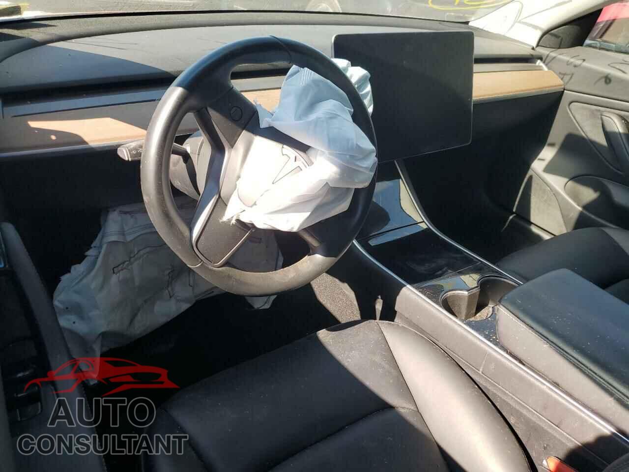 TESLA MODEL 3 2018 - 5YJ3E1EB5JF145584