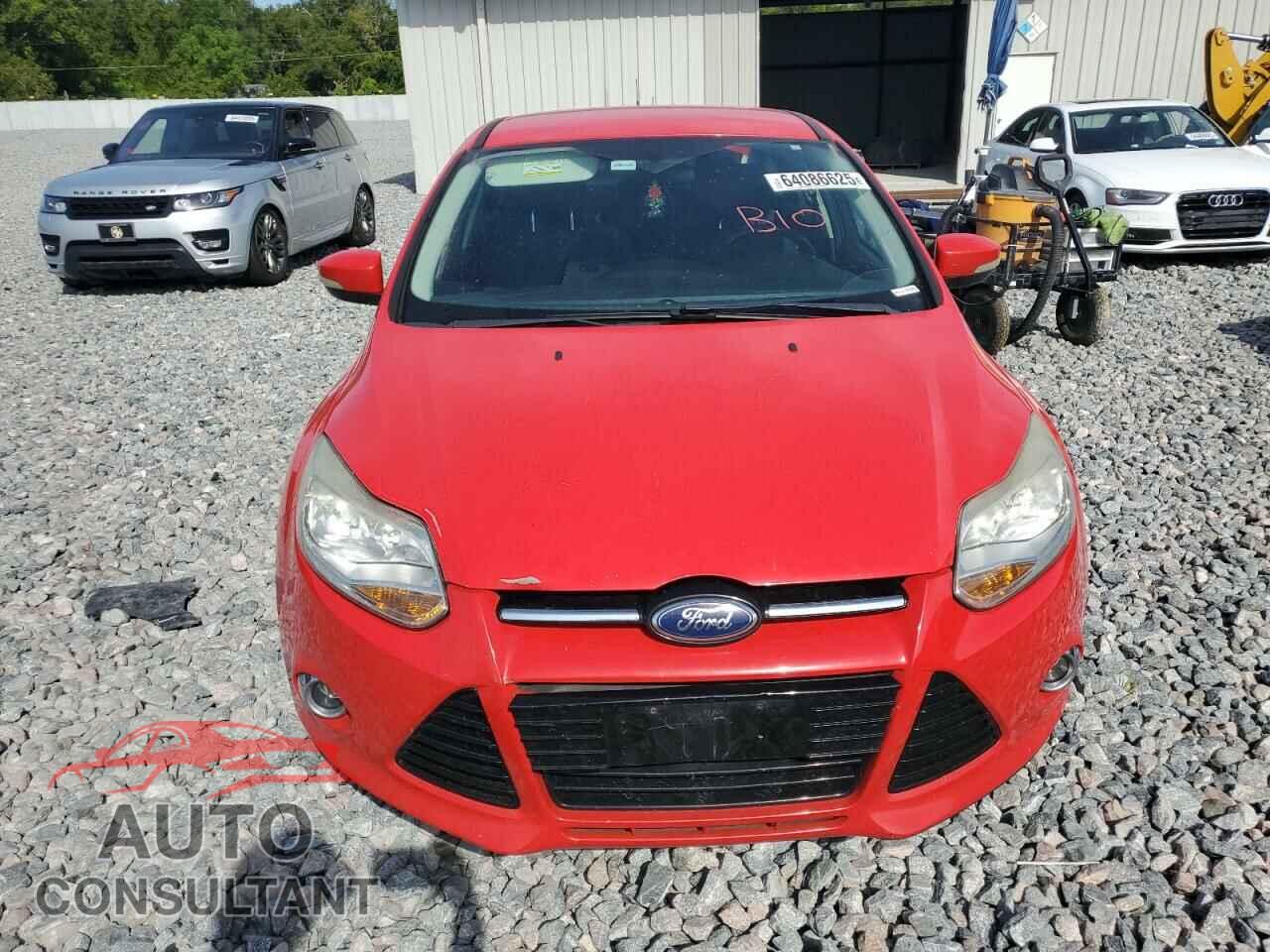 FORD FOCUS 2012 - 1FAHP3H21CL174867