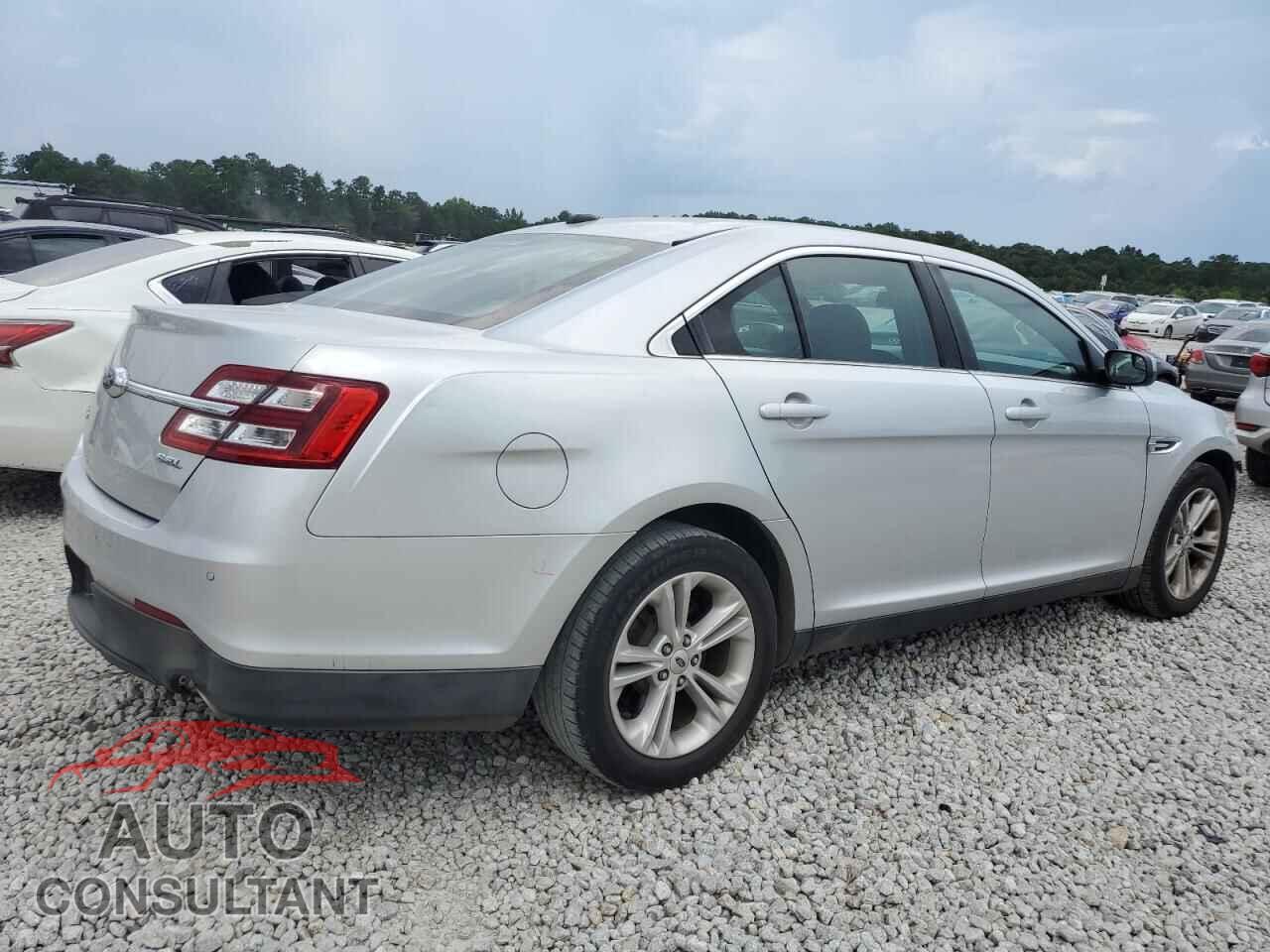 FORD TAURUS 2015 - 1FAHP2E88FG154597