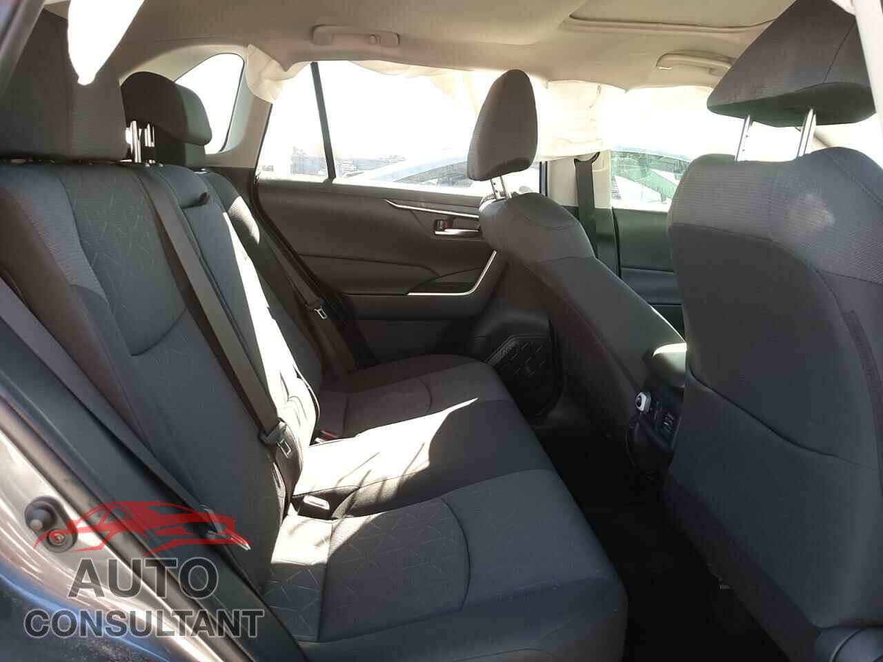 TOYOTA RAV4 2019 - JTMP1RFV5KD031064