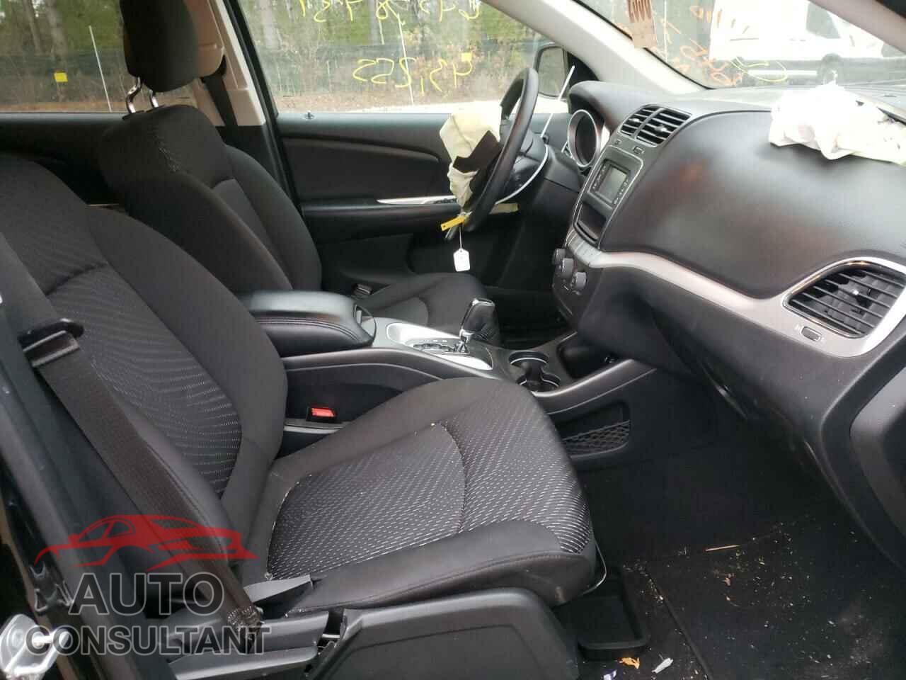 DODGE JOURNEY 2018 - 3C4PDCAB6JT257527