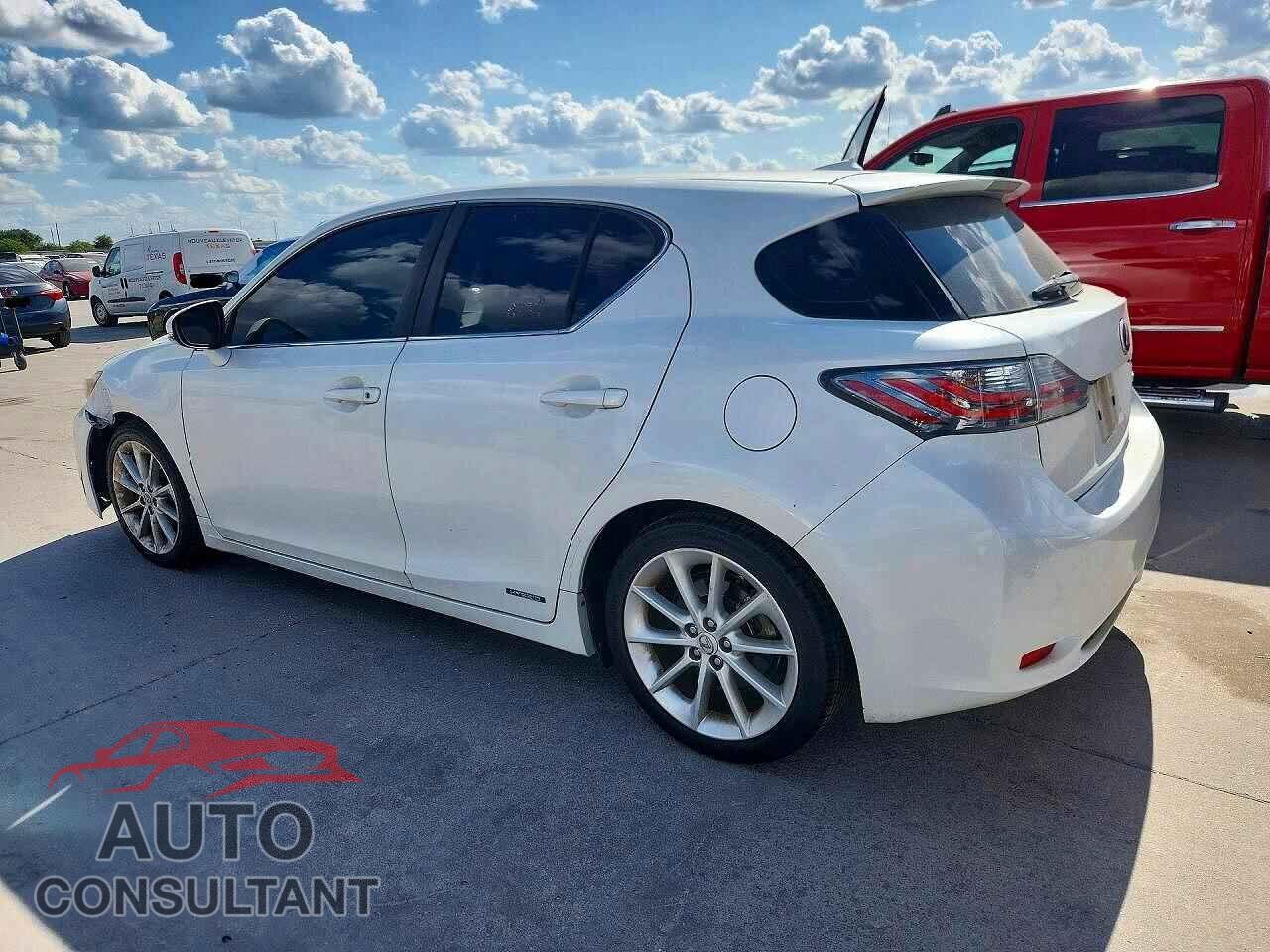 LEXUS CT 200 2013 - JTHKD5BH7D2124000