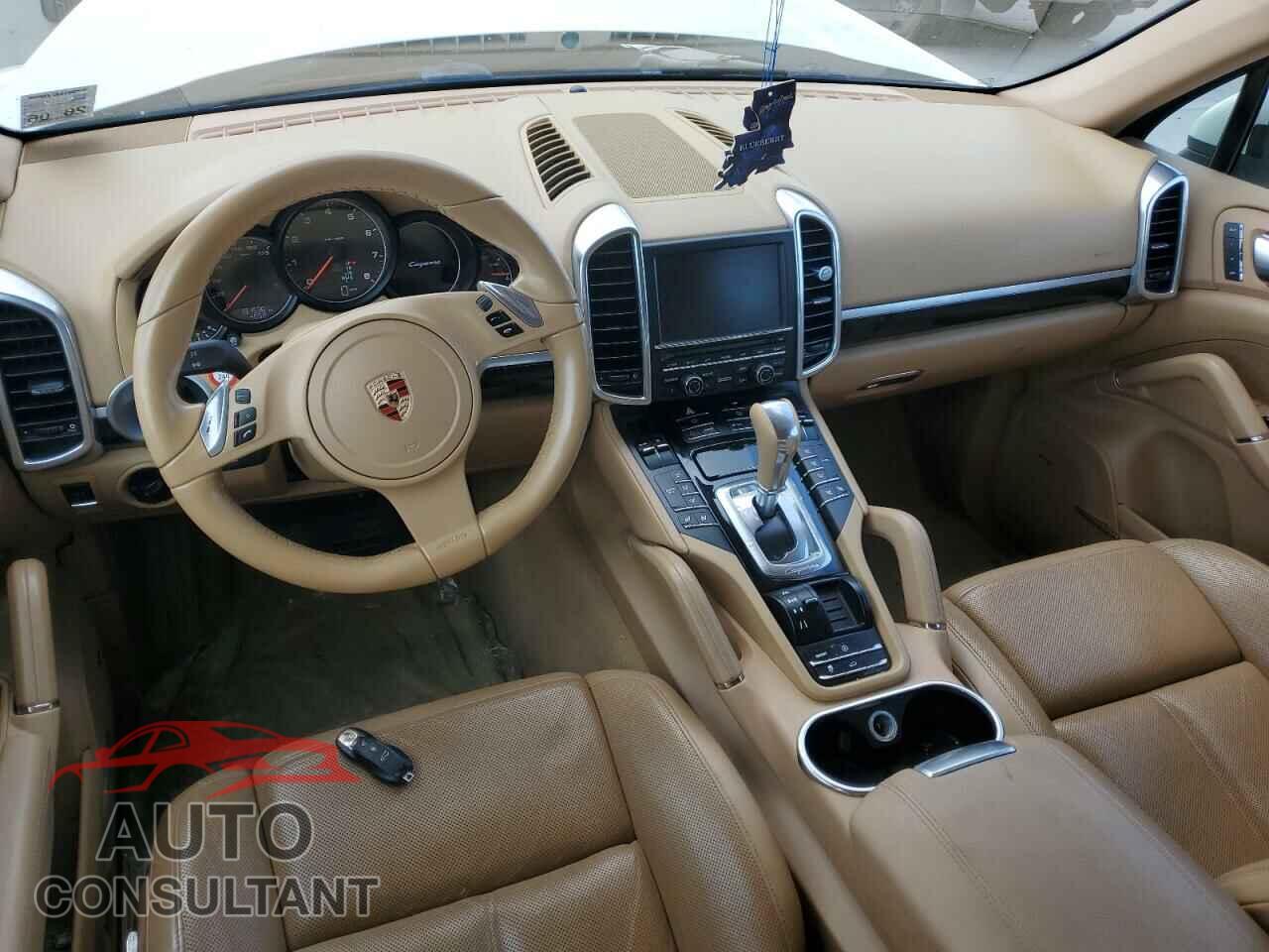 PORSCHE CAYENNE 2012 - WP1AA2A23CLA02615