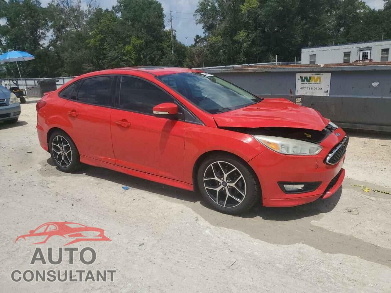 FORD FOCUS 2015 - 1FADP3F23FL362618