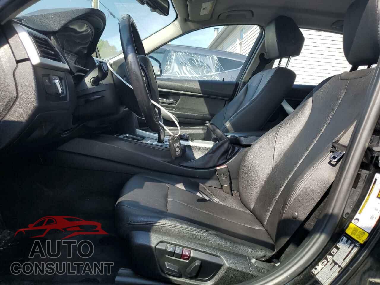 BMW 3 SERIES 2013 - WBA3B3C51DF542840