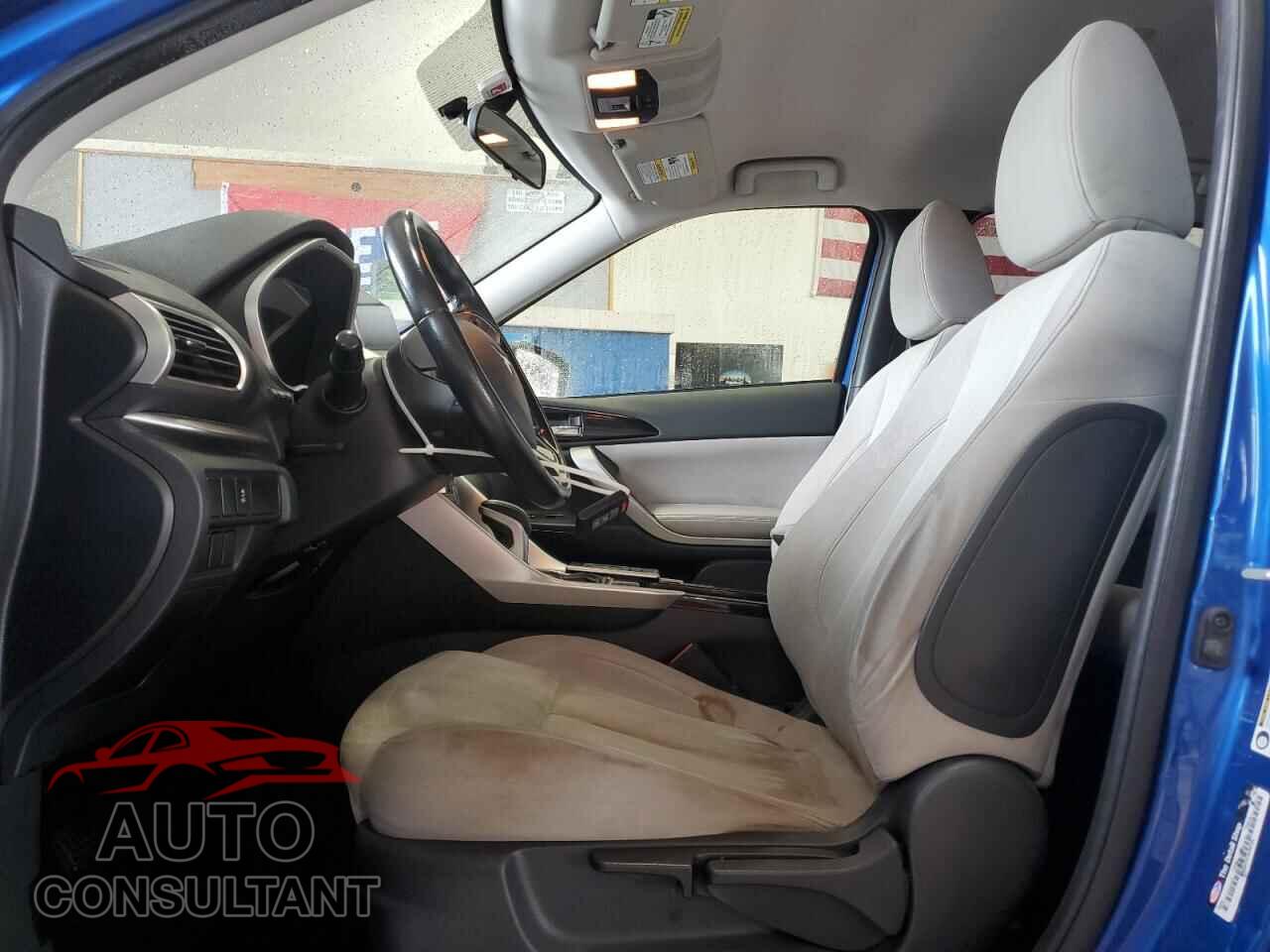 MITSUBISHI ECLIPSE 2018 - JA4AT5AA7JZ043306