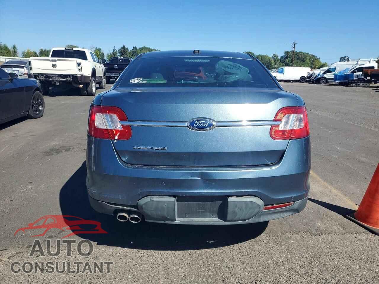 FORD TAURUS 2010 - 1FAHP2DW1AG117626