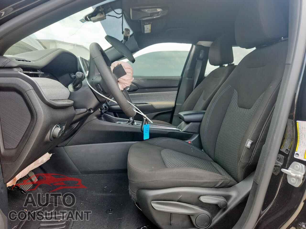 JEEP COMPASS 2025 - 3C4NJDAN7ST528676