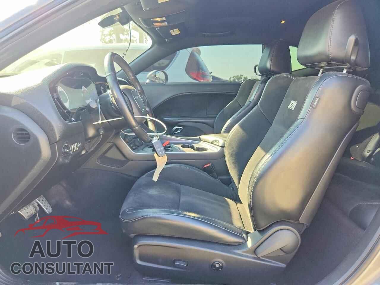 DODGE CHALLENGER 2017 - 2C3CDZFJ2HH592616