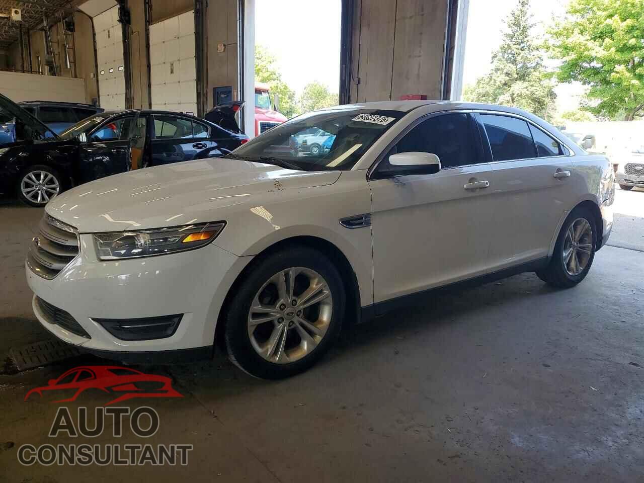 FORD TAURUS 2013 - 1FAHP2E91DG191772