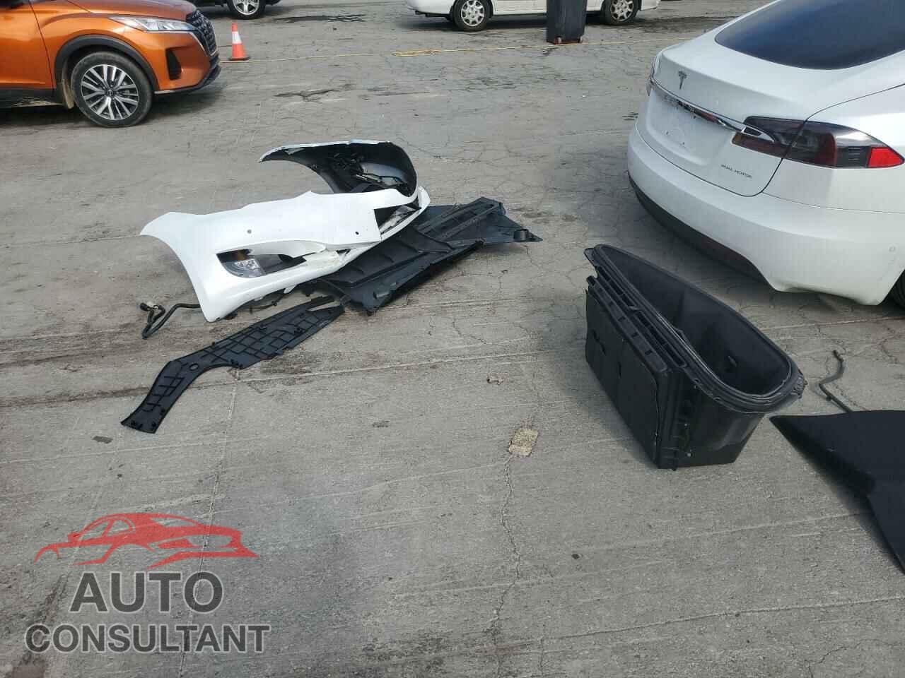 TESLA MODEL S 2020 - 5YJSA1E28LF366865