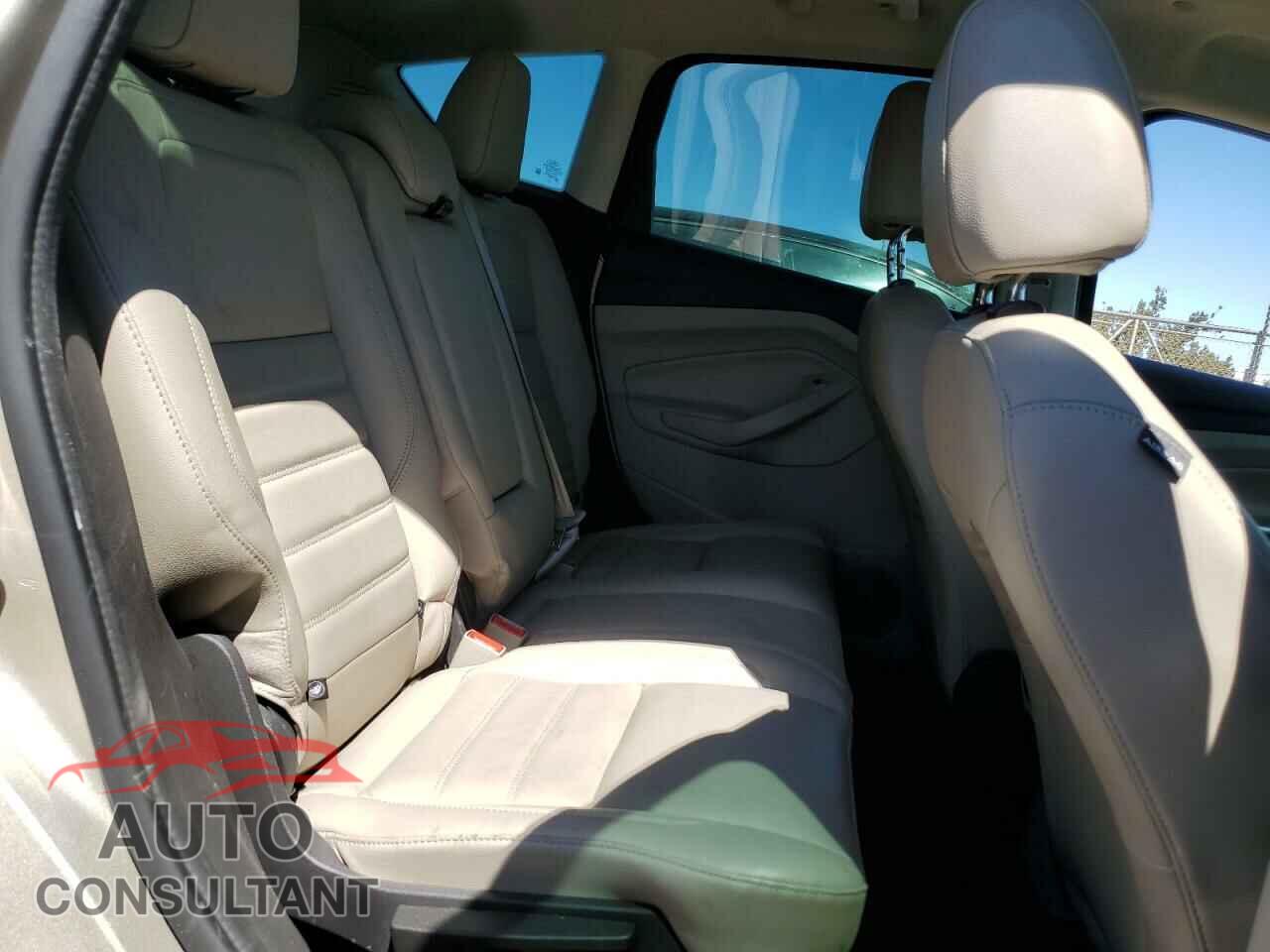 FORD CMAX 2017 - 1FADP5FU9HL103633