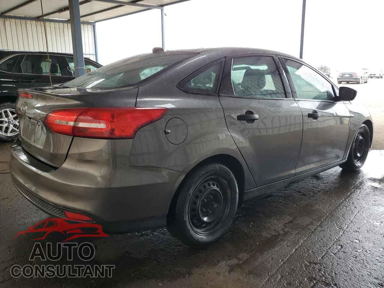 FORD FOCUS 2017 - 1FADP3E23HL244220