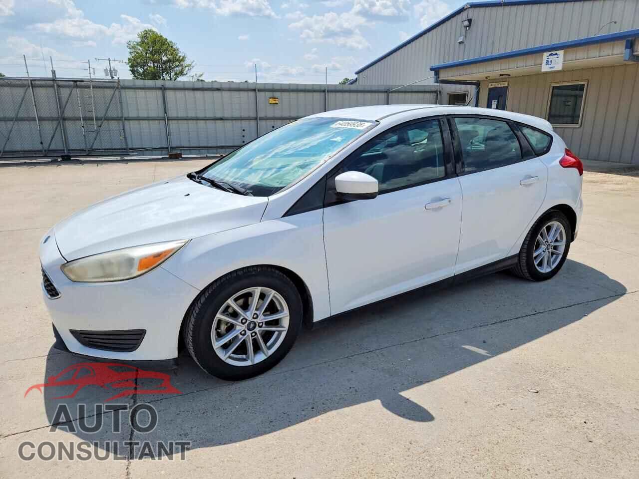 FORD FOCUS 2018 - 1FADP3K29JL237394