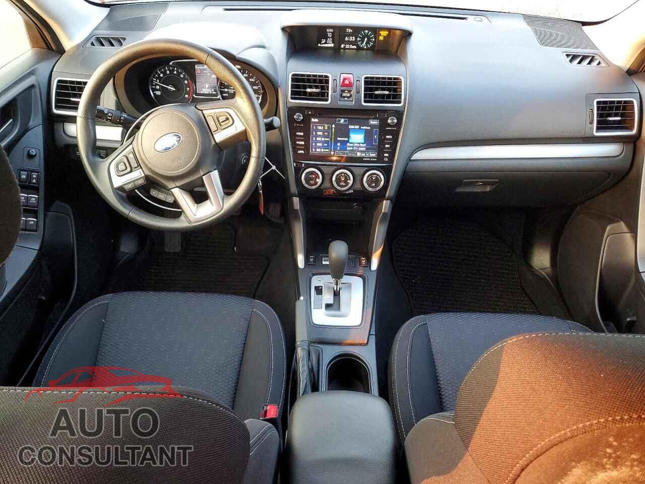 SUBARU FORESTER 2018 - JF2SJAGC2JH562580