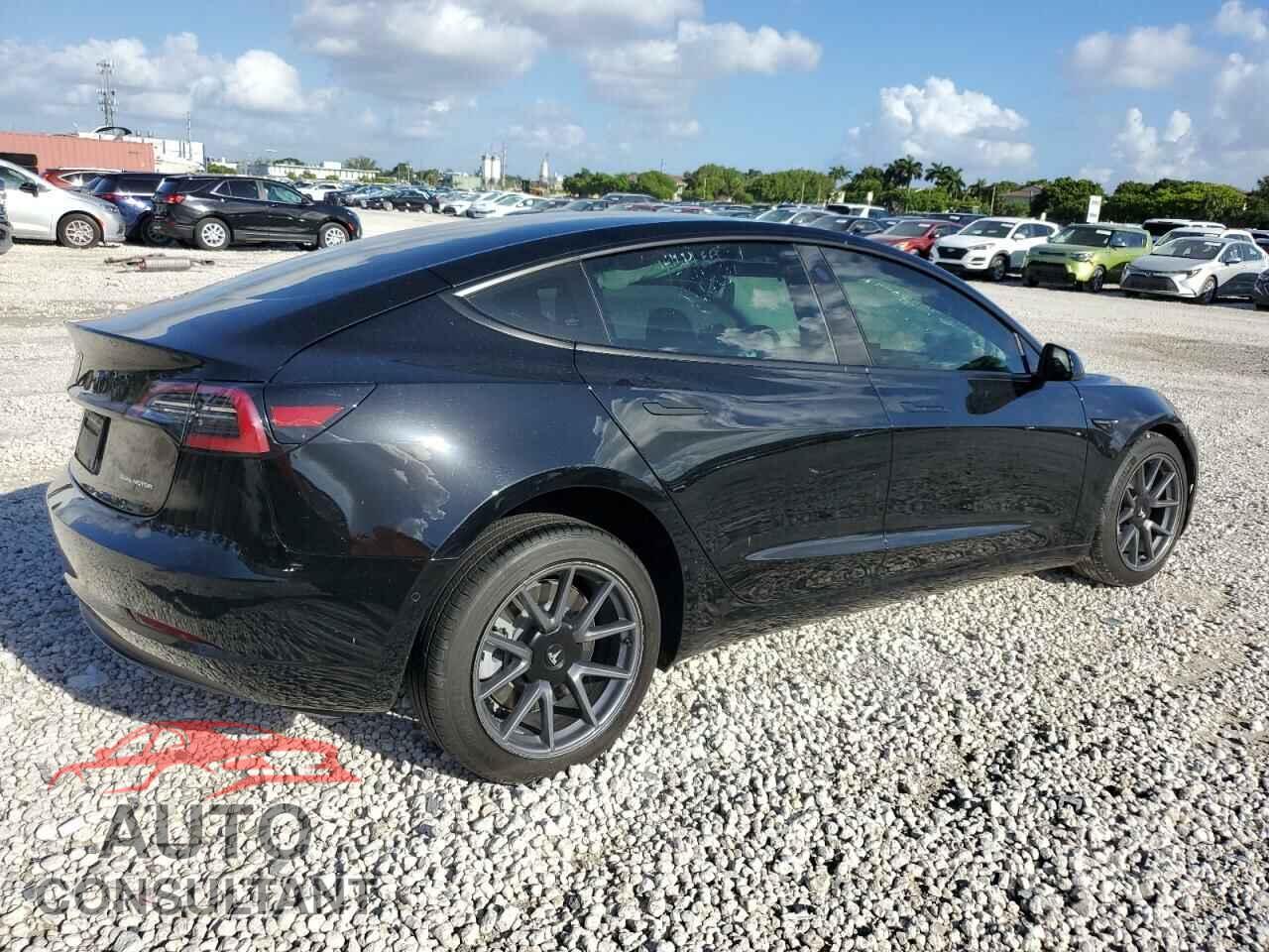 TESLA MODEL 3 2022 - 5YJ3E1EB9NF341081