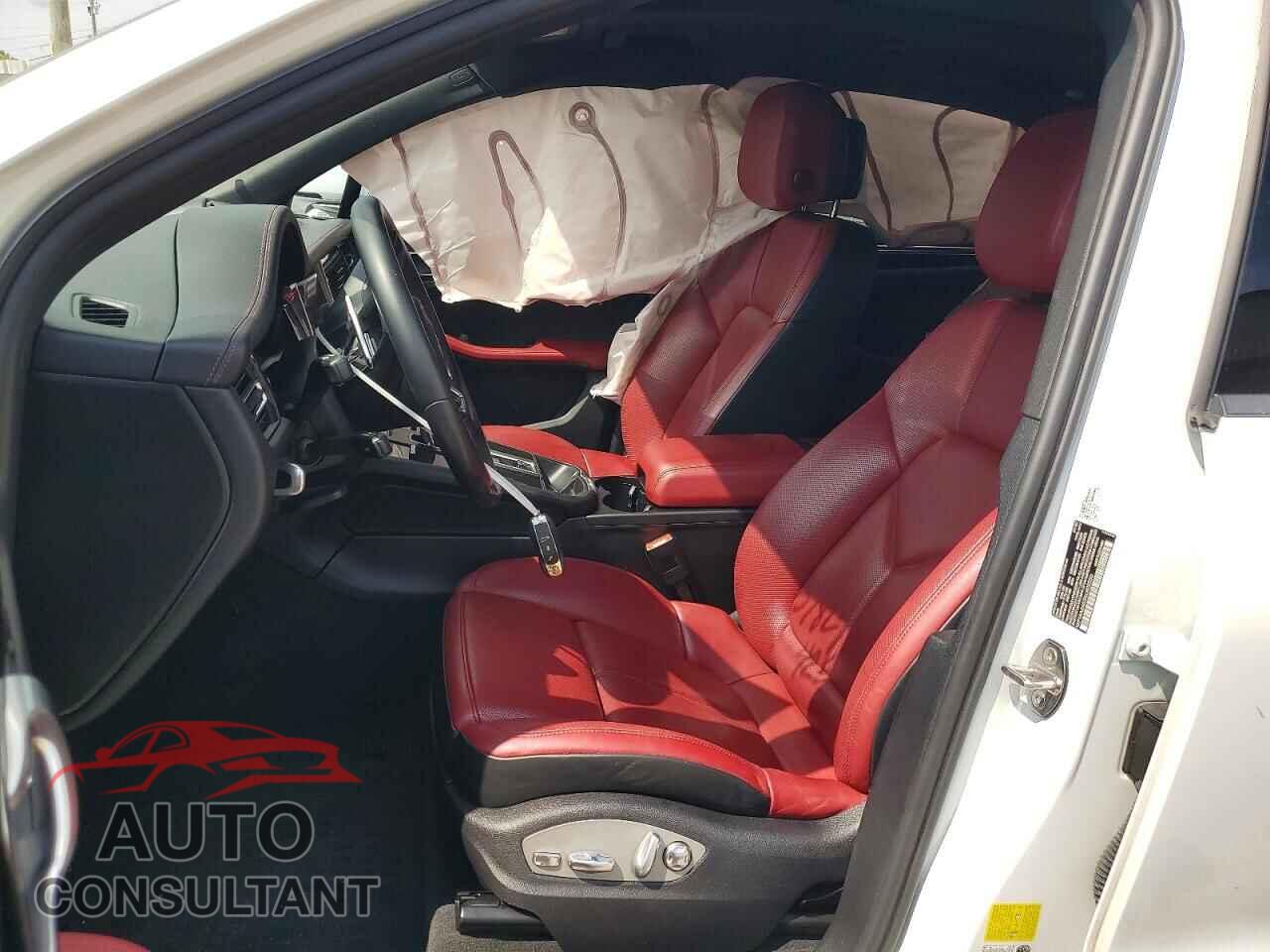 PORSCHE MACAN 2022 - WP1AA2A53NLB05580