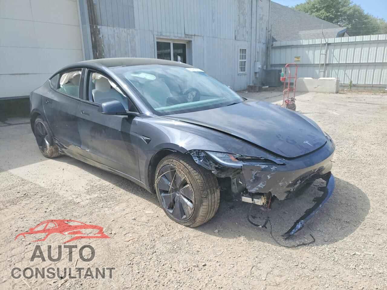 TESLA MODEL 3 2024 - 5YJ3E1EB7RF836756