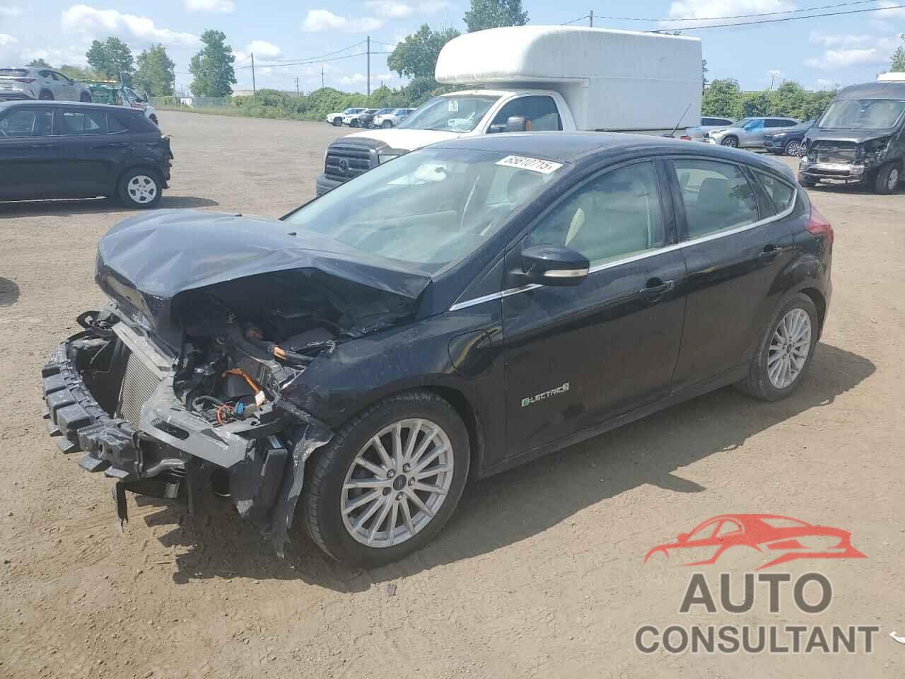 FORD FOCUS 2018 - 1FADP3R47JL296743