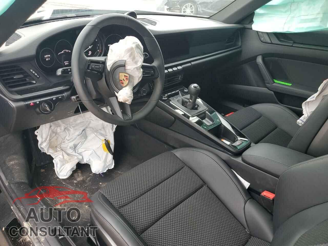 PORSCHE 911 2024 - WP0AA2A92RS209493