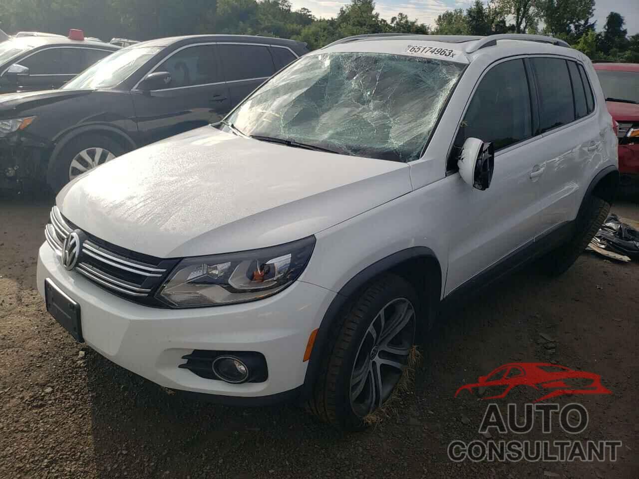 VOLKSWAGEN TIGUAN 2017 - WVGWV7AX5HK018974