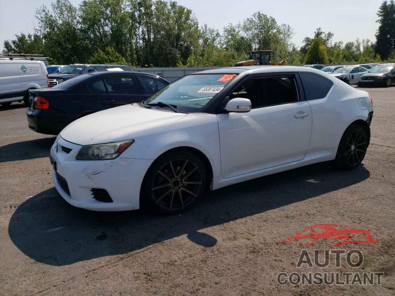 TOYOTA SCION 2012 - JTKJF5C72C3039421