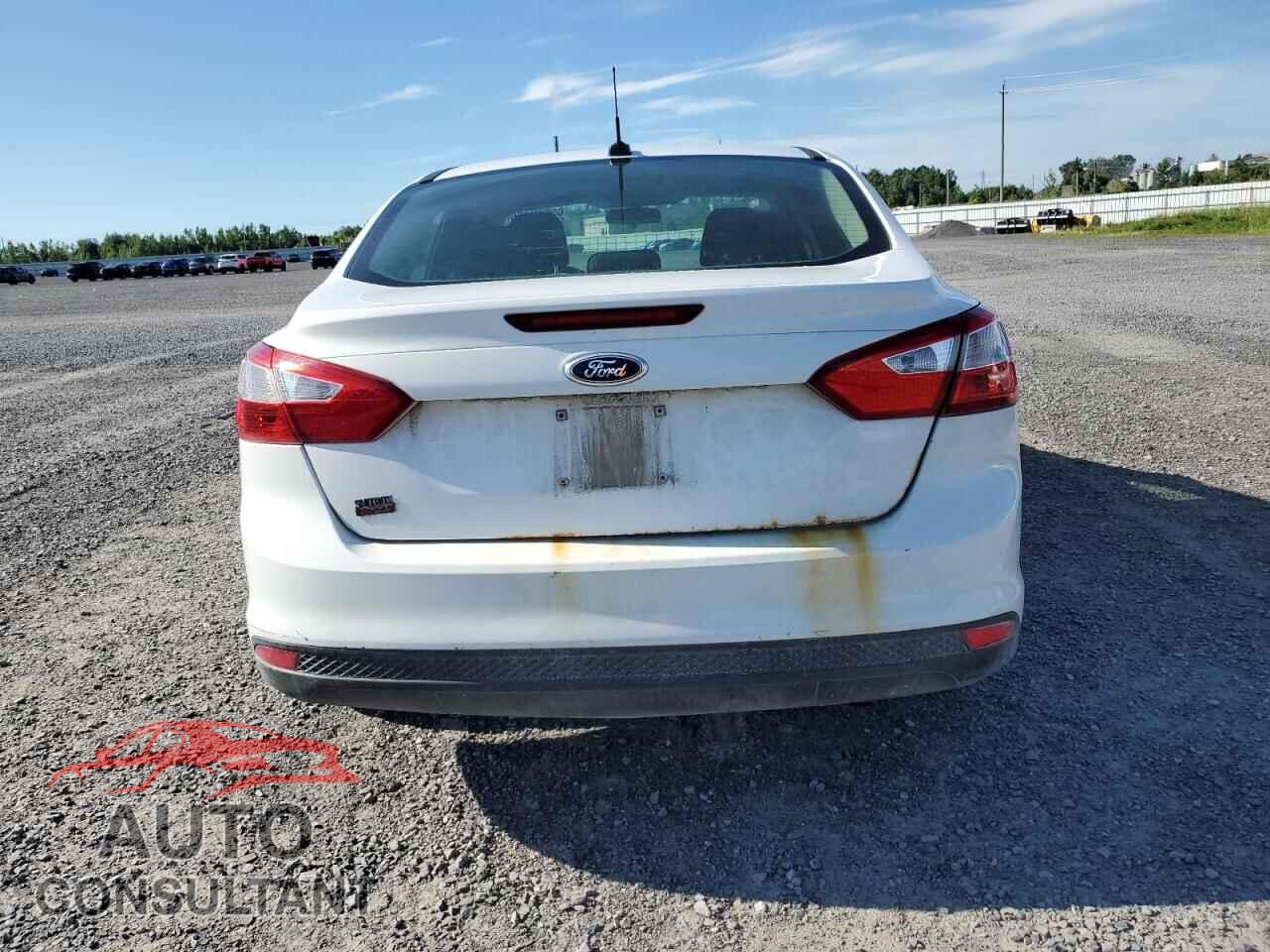 FORD FOCUS 2012 - 1FAHP3F22CL458933