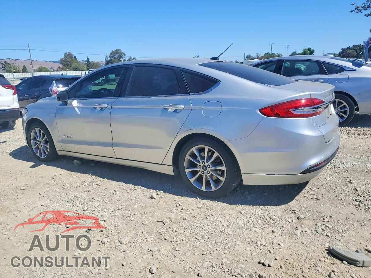 FORD FUSION 2017 - 3FA6P0LU3HR231173