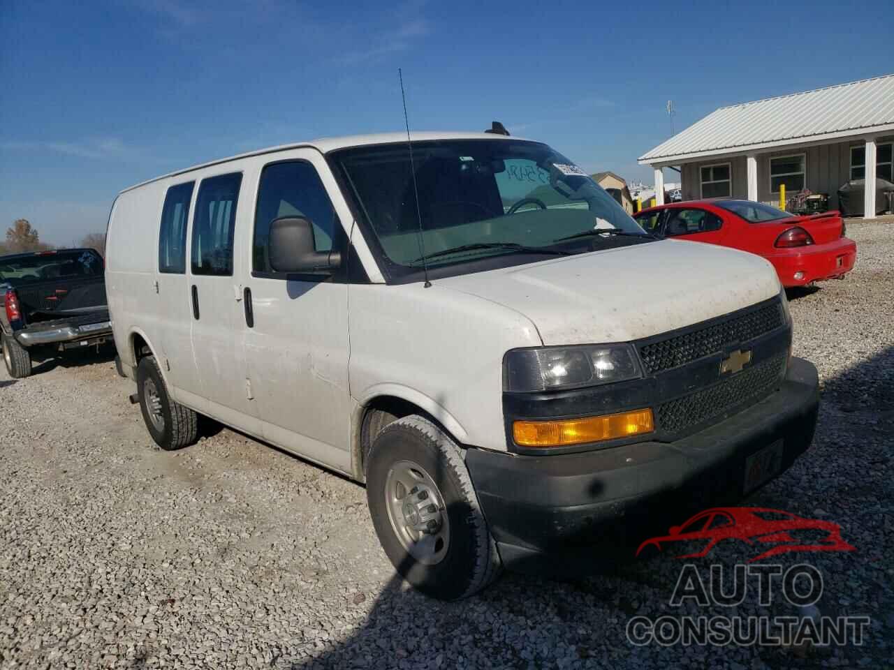 CHEVROLET EXPRESS 2018 - 1GCWGAFG1J1208156