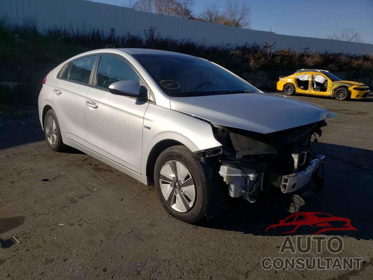 HYUNDAI IONIQ 2018 - KMHC65LC0JU064785