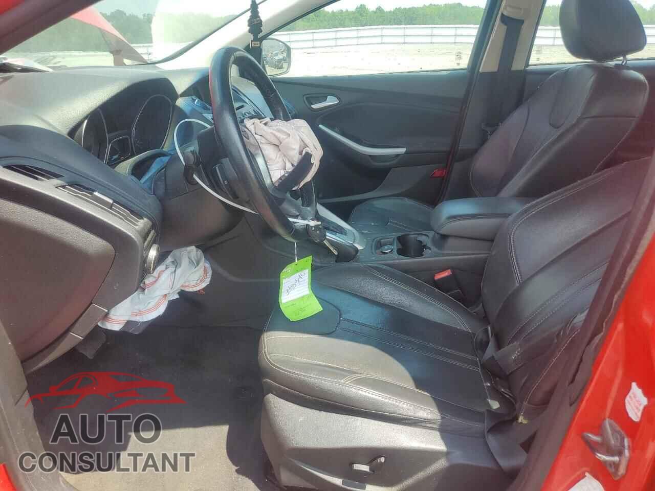 FORD FOCUS 2013 - 1FADP3K26DL298402