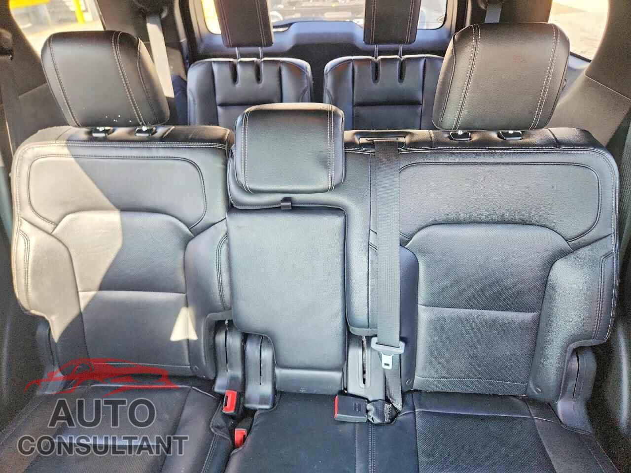 FORD EXPLORER 2017 - 1FM5K8F83HGA34699