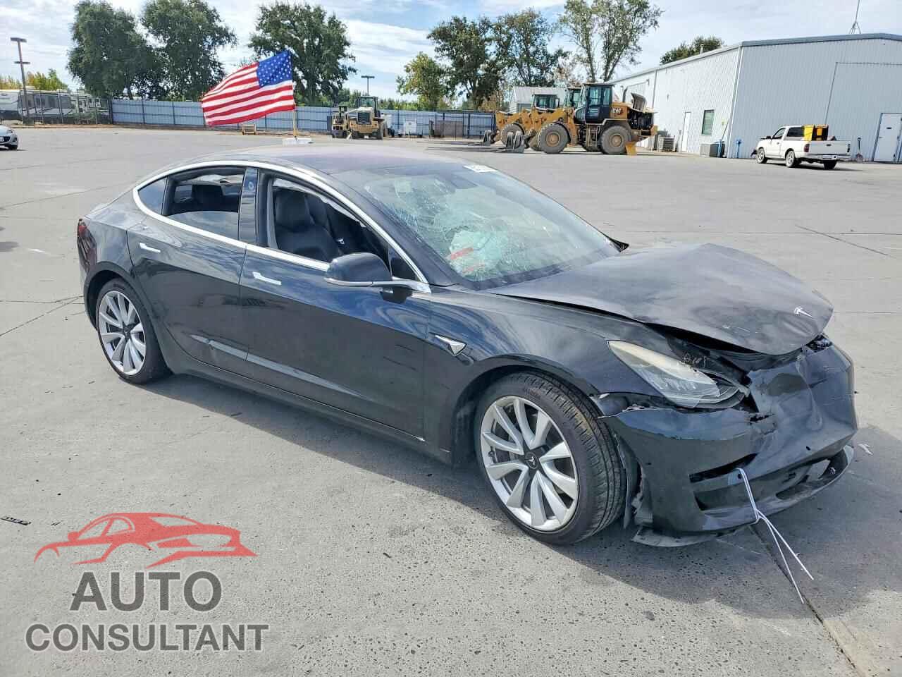 TESLA MODEL 3 2018 - 5YJ3E1EB5JF144273