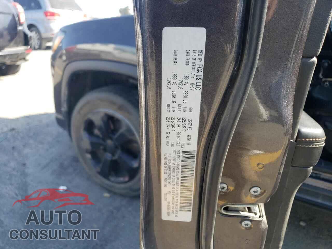 JEEP COMPASS 2017 - 3C4NJDBB2HT674755