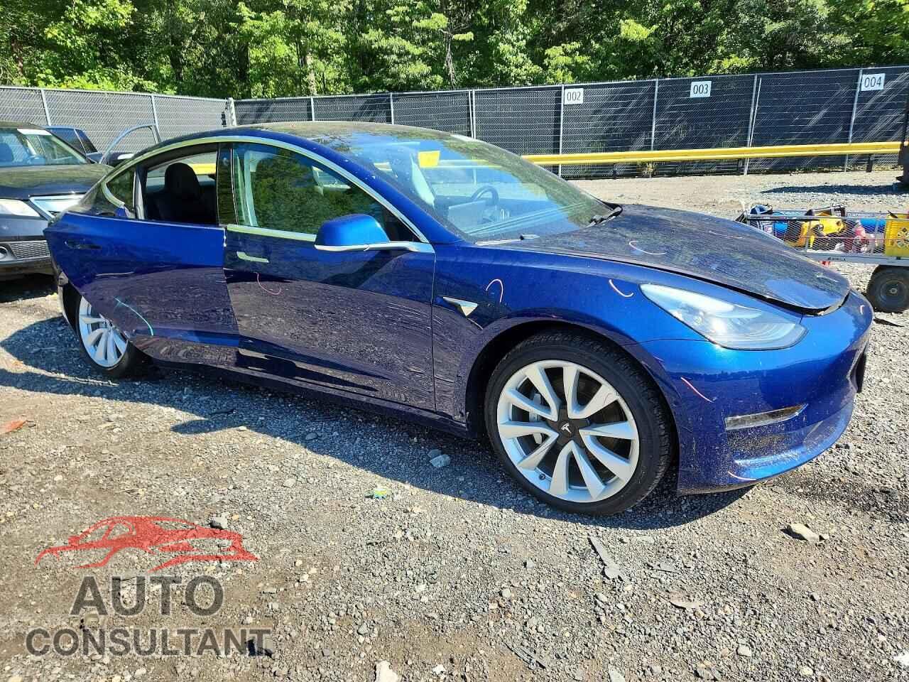 TESLA MODEL 3 2018 - 5YJ3E1EA5JF033391
