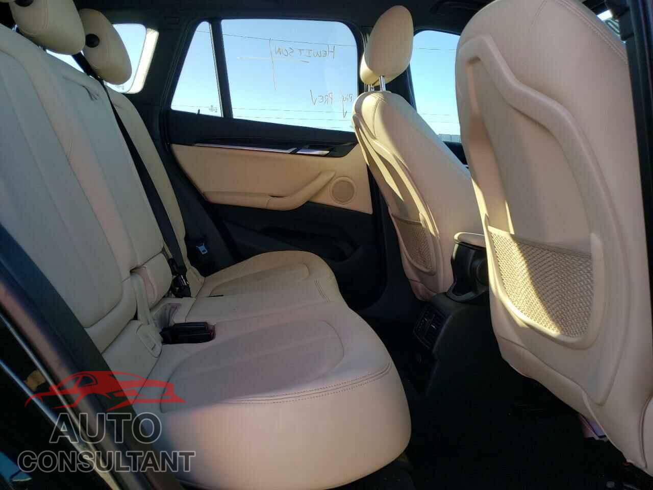 BMW X1 2016 - WBXHT3C32G5F64821