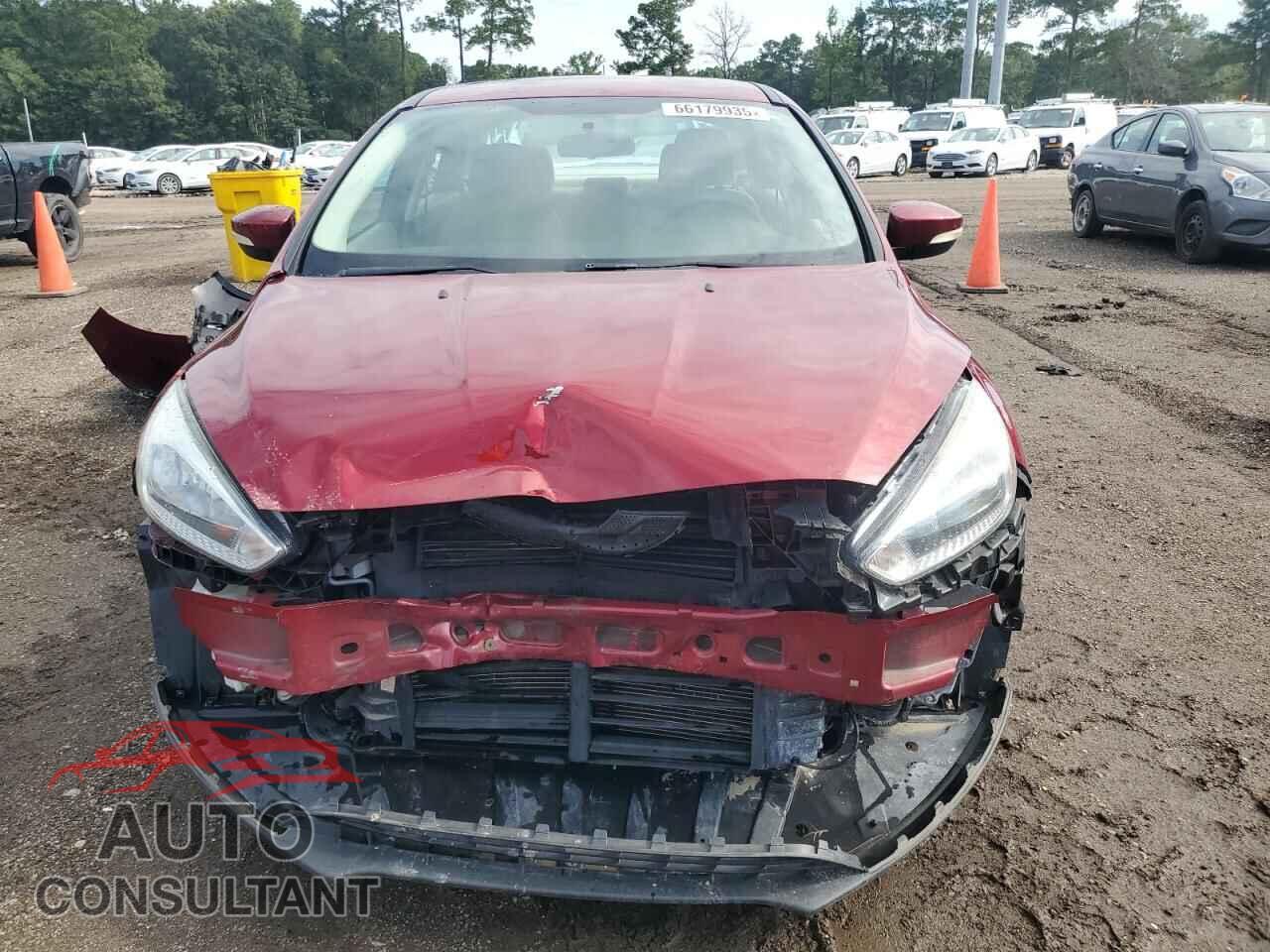 FORD FOCUS 2017 - 1FADP3F26HL221304