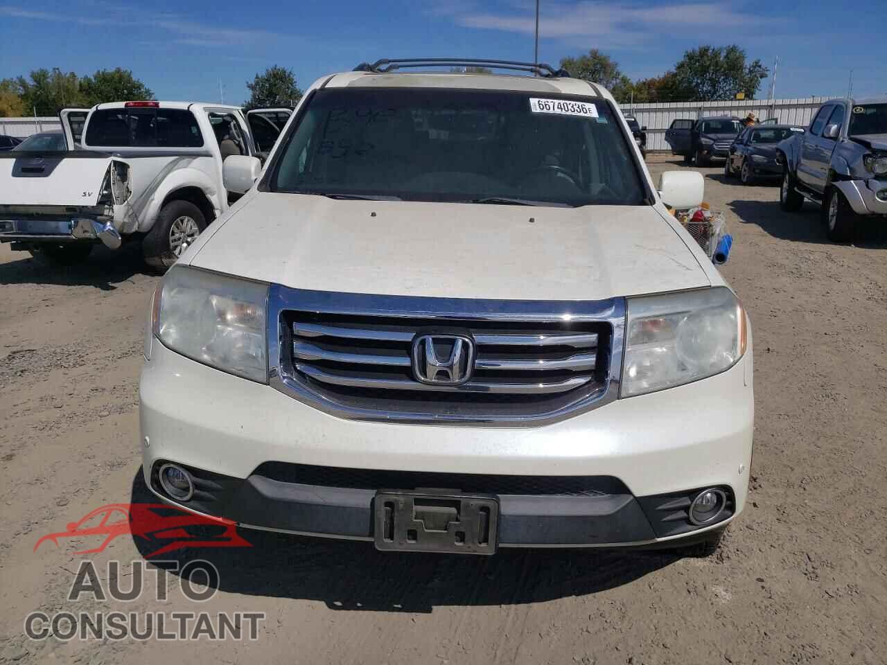 HONDA PILOT 2013 - 5FNYF4H93DB072930