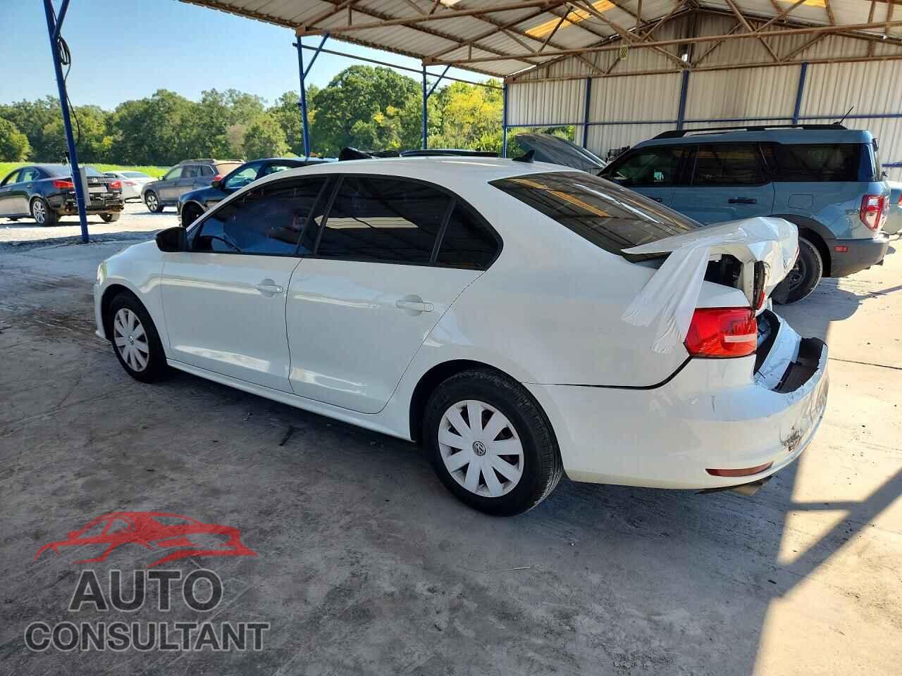 VOLKSWAGEN JETTA 2015 - 3VW2K7AJ8FM272012