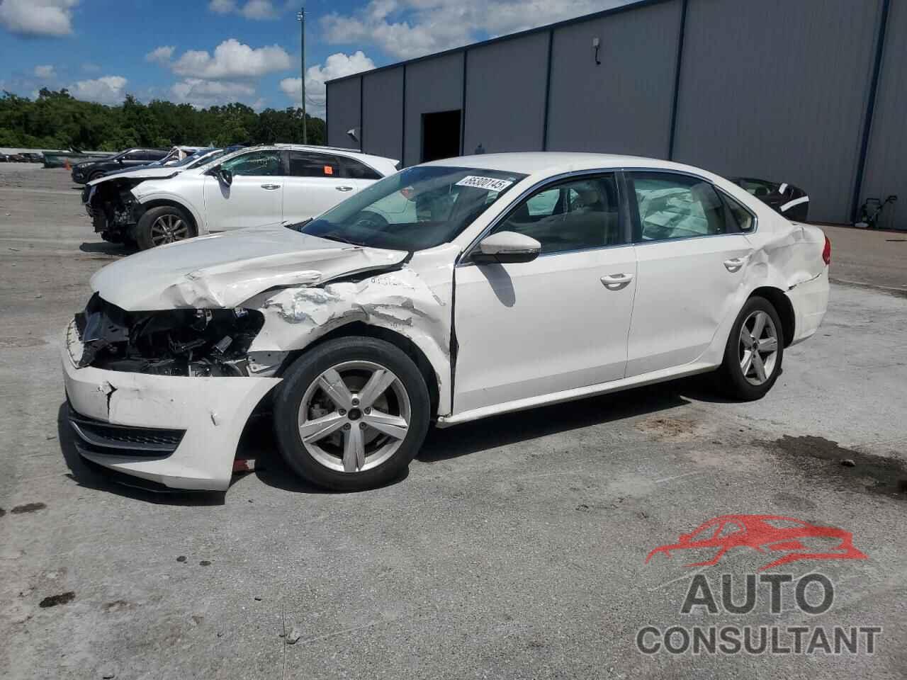 VOLKSWAGEN PASSAT 2012 - 1VWBH7A36CC046919
