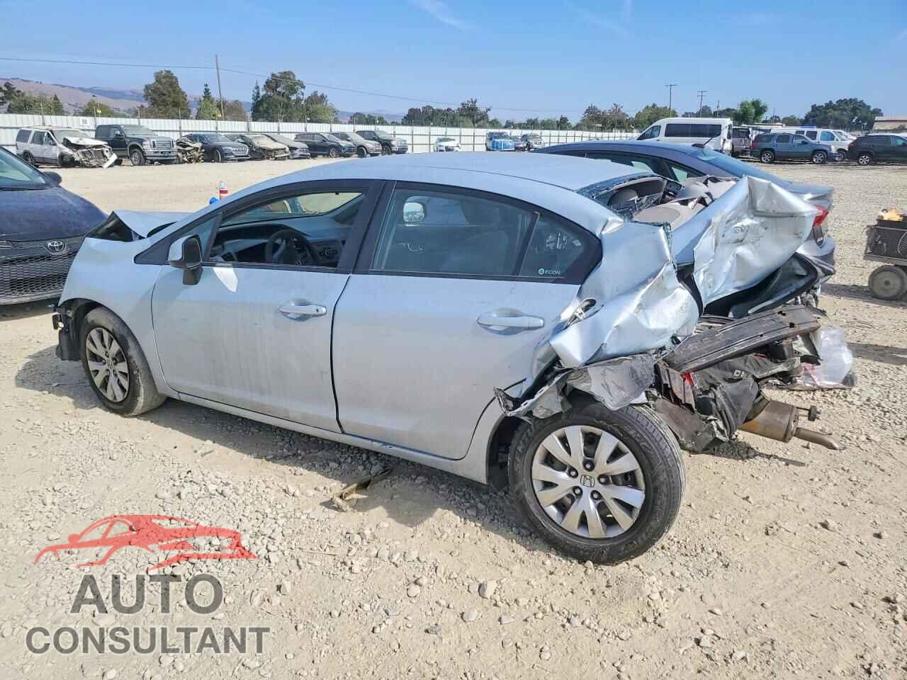 HONDA CIVIC 2012 - 2HGFB2F55CH596937