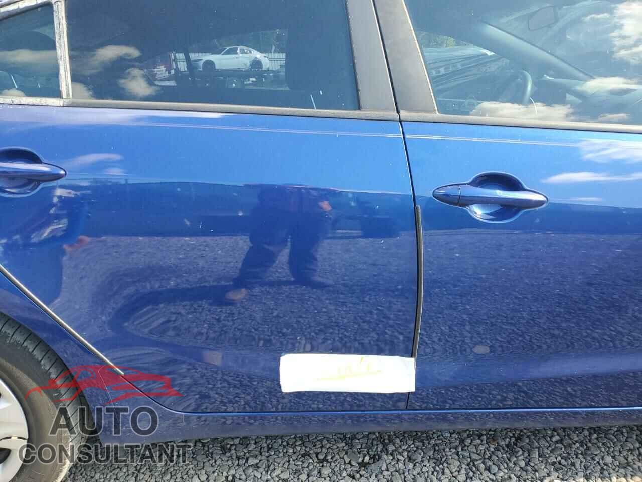 KIA FORTE 2017 - 3KPFK4A70HE077073