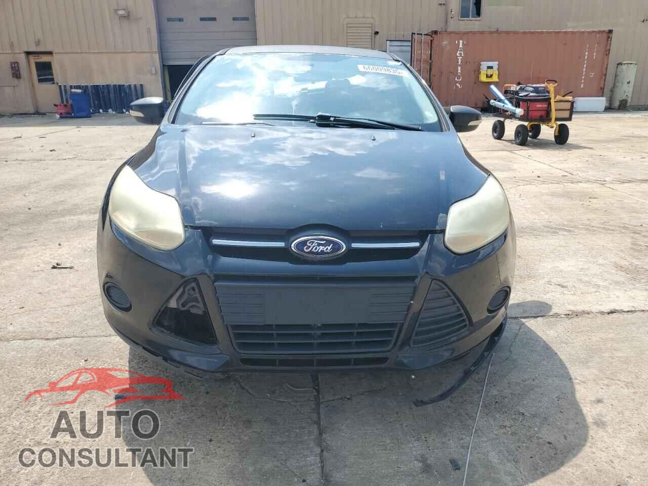 FORD FOCUS 2013 - 1FADP3F27DL216753