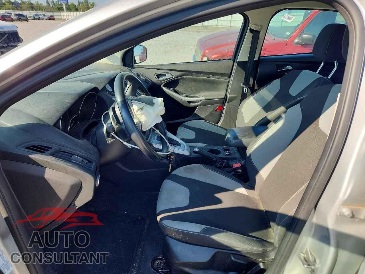 FORD FOCUS 2012 - 1FAHP3F22CL303976